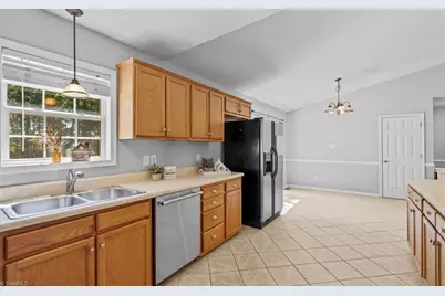 255 Mustang Drive, Thomasville, NC 27360 - Photo 20