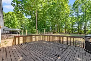 255 Mustang Dr, Thomasville, NC 27360 - Photo 10