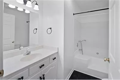 211 S Boyles Street, Pilot Mountain, NC 27041 - Photo 28