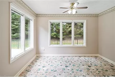 211 S Boyles Street, Pilot Mountain, NC 27041 - Photo 20