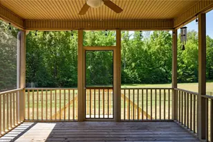 8931 Grv Pk Dr, Oak Ridge, NC 27310 - Photo 32