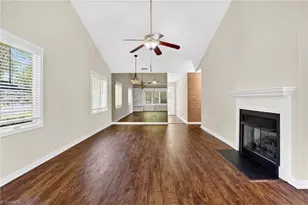 2804 Waters Edge Ln, Greensboro, NC 27410 - Photo 6
