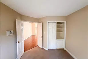 17 Brookway Dr, Greensboro, NC 27410 - Photo 10