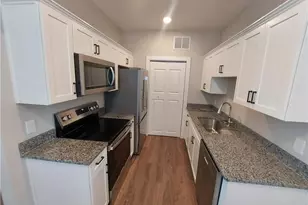 122 Diver Dr, Lexington, NC 27295 - Photo 2