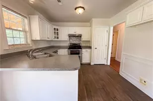 4528 Lasley Dr, Winston-Salem, NC 27105 - Photo 8