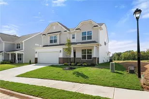 3115 Hayes Vlg Rd, Greensboro, NC 27405 - Photo 2