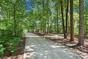 242 Harbor Dr E, Lexington, NC 27292 - Photo 2