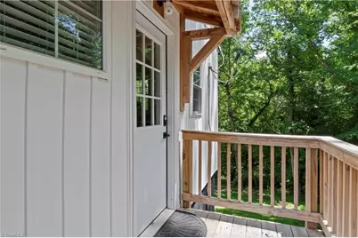 706 Elk Spur Street, Elkin, NC 28621 - Photo 6