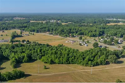 250 Lighthouse Lane, Lexington, NC 27295 - Photo 4