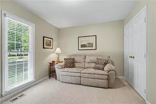 4903 Forest Oaks Dr, Greensboro, NC 27406 - Photo 18