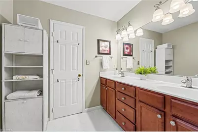 4903 Forest Oaks Drive, Greensboro, NC 27406 - Photo 12