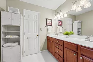 4903 Forest Oaks Dr, Greensboro, NC 27406 - Photo 12