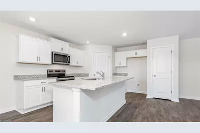 203 Beechwood Circle, Thomasville, NC 27360 - Photo 6