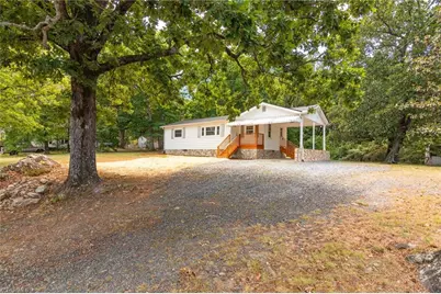 902 Breeze Hill Road, Asheboro, NC 27203 - Photo 2