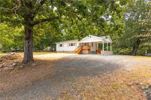 902 Breeze Hill Rd, Asheboro, NC 27203 - Photo 2