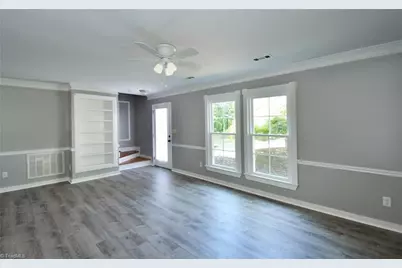 130 Sir Patricks Court, Clemmons, NC 27012 - Photo 2