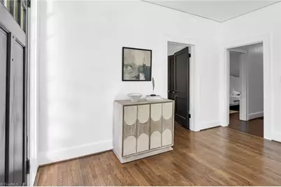 1056 S Hawthorne Road, Winston-Salem, NC 27103 - Photo 16