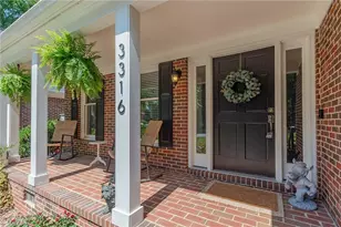 3316 Marlborough Rd, Burlington, NC 27215 - Photo 4
