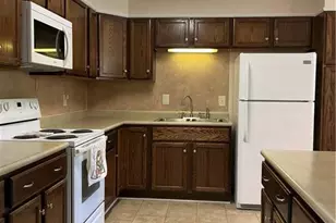 5812 Kings Ct, Pleasant Garden, NC 27313 - Photo 12
