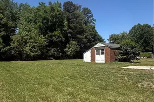 5812 Kings Ct, Pleasant Garden, NC 27313 - Photo 2