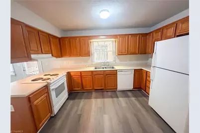 1911 Meadow Green Drive, Graham, NC 27253 - Photo 6
