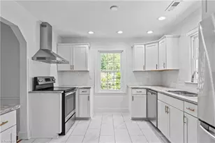 1913 Colonial Ave, Greensboro, NC 27408 - Photo 2