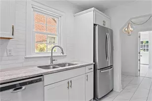 1913 Colonial Ave, Greensboro, NC 27408 - Photo 10