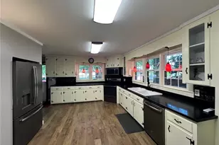 1217 W Main St, Yadkinville, NC 27055 - Photo 10
