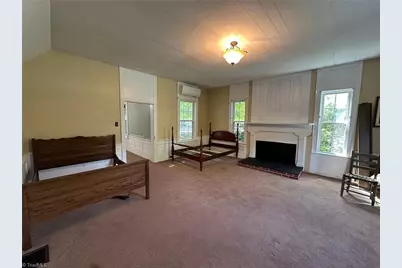 1217 W Main Street, Yadkinville, NC 27055 - Photo 12