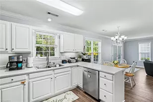 3820 Hunt Chase Dr, Greensboro, NC 27407 - Photo 12