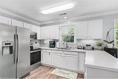 3820 Hunt Chase Drive, Greensboro, NC 27407 - Photo 10