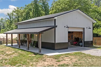 323 Ridge Drive, Lexington, NC 27295 - Photo 2
