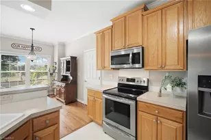 323 Ridge Dr, Lexington, NC 27295 - Photo 10