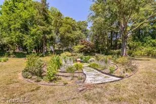 6106 Sundown Dr, Greensboro, NC 27410 - Photo 22