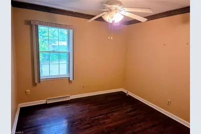 516 Dogwood Court, High Point, NC 27260 - Photo 10