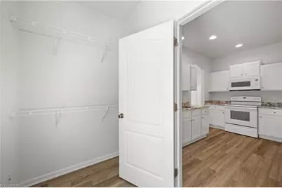 266 Kendall Drive, Winston-Salem, NC 27107 - Photo 20