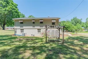 2024 Mill Ave, Eden, NC 27288 - Photo 24