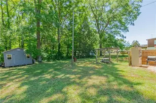 2024 Mill Ave, Eden, NC 27288 - Photo 22