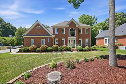 4623 James Crossing Drive, Jamestown, NC 27282 - Photo 2