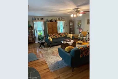 2285 Locust Grove Road, Mount Airy, NC 27030 - Photo 6