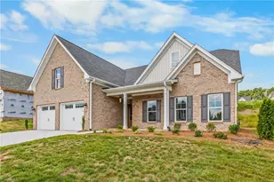 163 Grn Frst Ct, Winston-Salem, NC 27107 - Photo 2