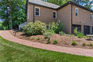 200 Worthland Ct, Winston-Salem, NC 27103 - Photo 2
