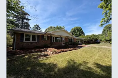 320 Broken Saddle Lane, Kernersville, NC 27284 - Photo 2