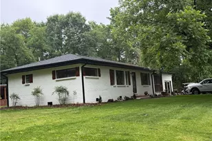 2197 Blackberry Rd, Thomasville, NC 27360 - Photo 2