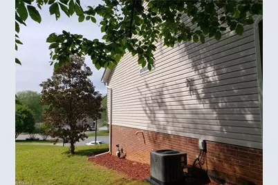 3800 Velinda Drive, Winston-Salem, NC 27106 - Photo 4