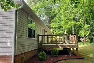 3800 Velinda Dr, Winston-Salem, NC 27106 - Photo 4