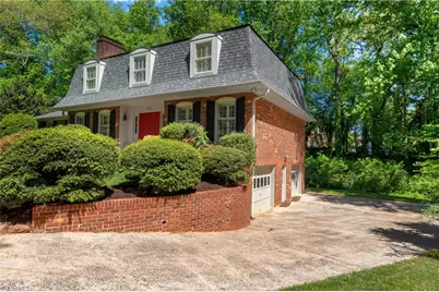 805 Chartwell Circle, Winston-Salem, NC 27106 - Photo 4