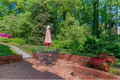 805 Chartwell Circle, Winston-Salem, NC 27106 - Photo 36
