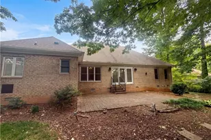 6516 Brookstone Dr, Whitsett, NC 27377 - Photo 22