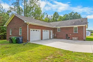 715 Archdale Dr, Lexington, NC 27292 - Photo 4